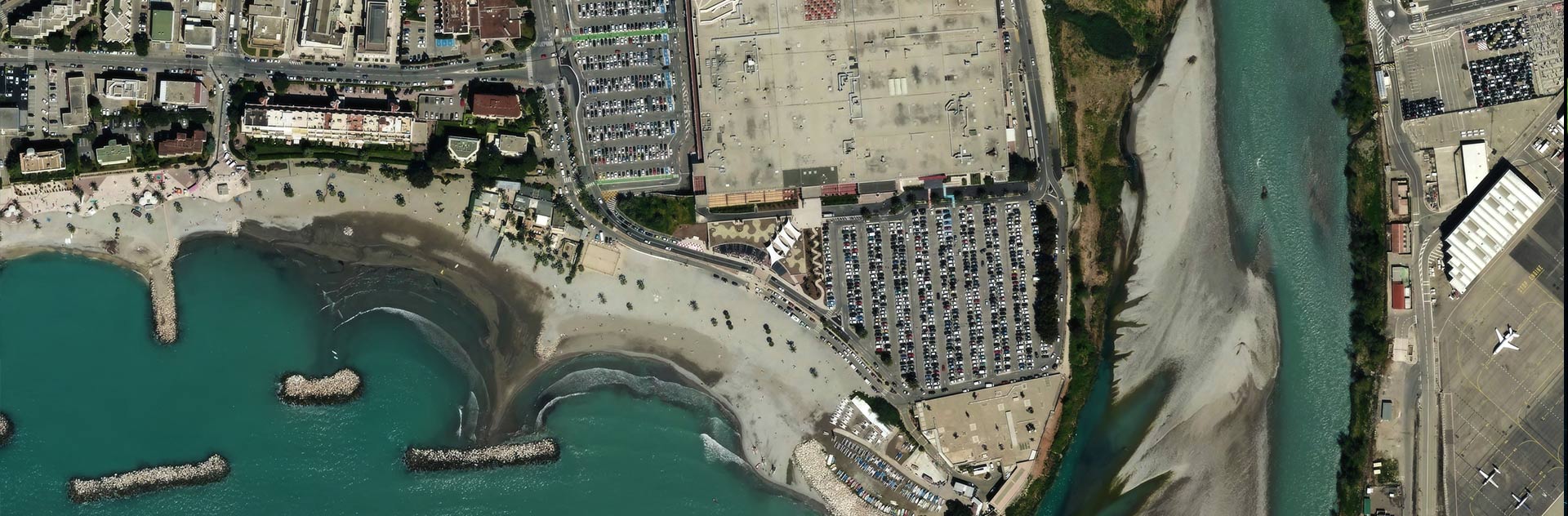 	Pléiades Neo 30cm resolution satellite image of Nice, France