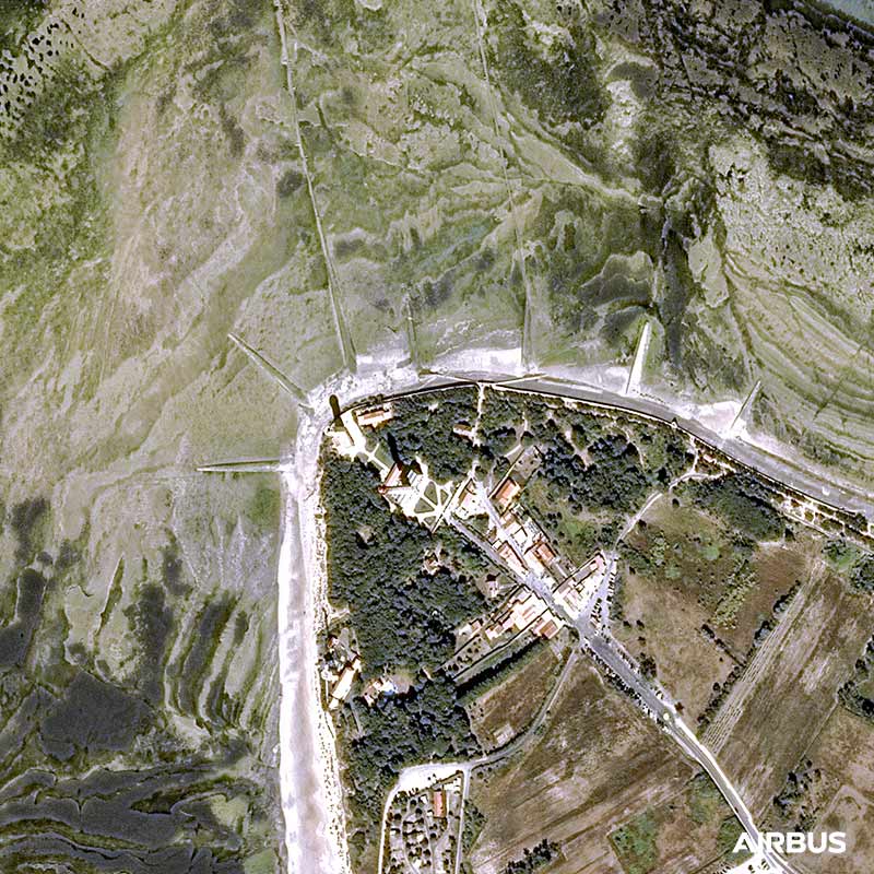 Pléiades - Lighthouse of the Whales, Ile de Ré, France Pléiades - Lighthouse of the Whales, Ile de Ré, France