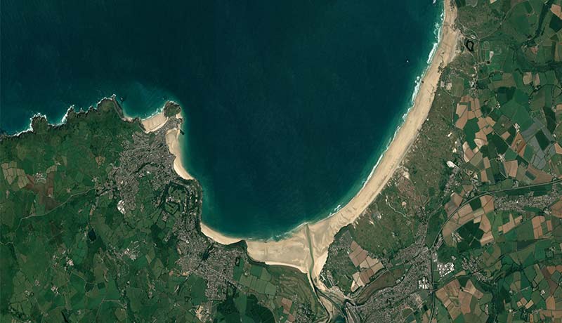 Pléiades image of Carbis Bay showing coastal waters