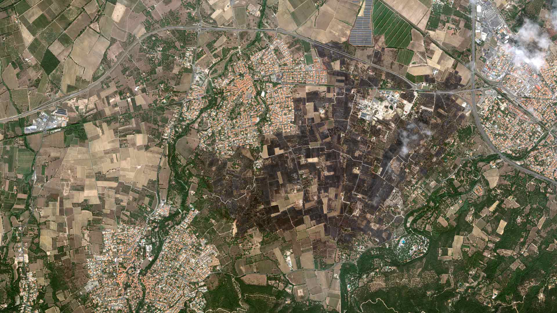 Pléiades Neo - Wildfire in Argelès-sur-Mer, France - Zoom 1 Pléiades Neo - Wildfire in Argelès-sur-Mer, France - Zoom 1