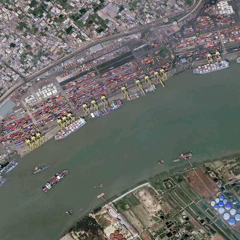 World Maritime Day: Spotlight on Chittagong port, Bangladesh seen by Pléiades Neo 30cm resolution